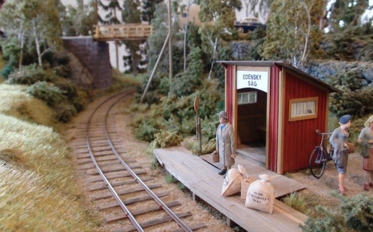 Många fina modeller och dioramor fanns till beskådande och i centrum av utställningslokalen fanns Tobbe Holmbergs och Anders Bondessons enastående modulbana i skala On3. Här kommer en kavalkad.
