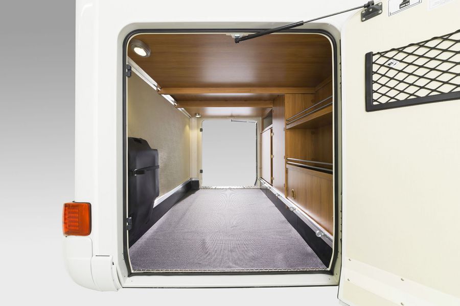 (B x H) och två garagedörrar som standard