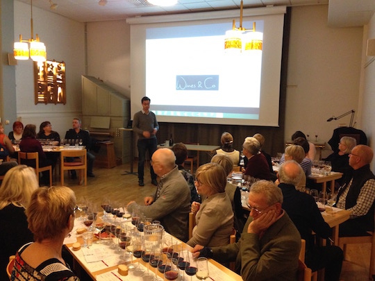 Vinprovningar hösten 2015 Välkomna till vårens vinprovningar med Munskänkarna i Falun! Här är programmet som vi hoppas skall tilltala er alla.