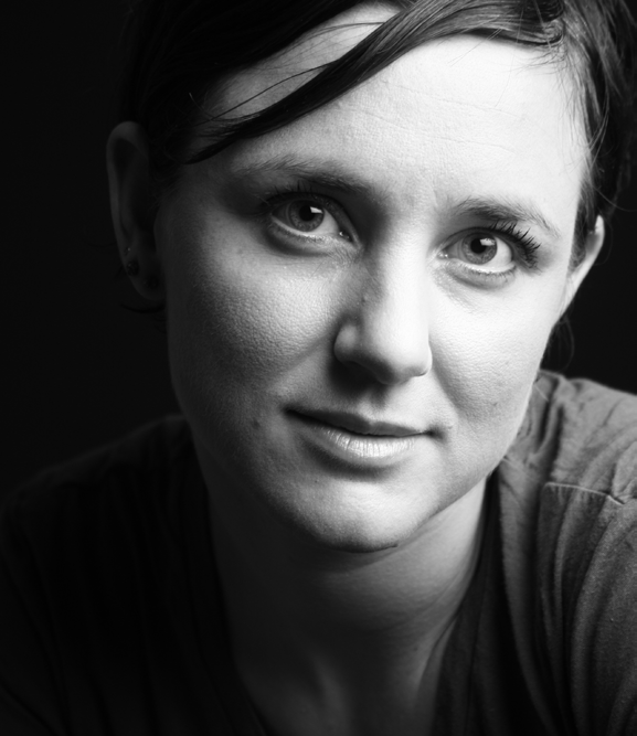 Ulla Berg Svedin - skådespelare Ulla debuterade i Folkteatern Besökers LAZARILLO och tillhör sedan dess teaterns ensemble.