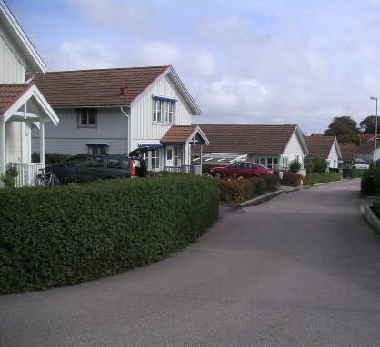 u u Förslag till utbredning och placering av dagvattendammar inom park- och naturmark för att klara av större 10-årsregn.