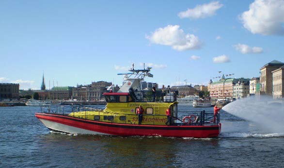 LIVRÄDDNINGSDAG SOLISTERNA Detta är ett nätverk dels för ensamseglare, som kan tänka sig att ta med flera i båten, dels för dem, som inte har tillgång till båt men som gärna vill komma ut till havs.