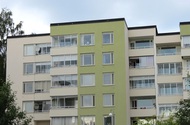 Stambyten & badrumsrenovering i flerbostadshus i Nyköping Stormfågeln 1 Här har Tegelstaden Bygg AB använt sig av ca 300 fönster och fönsterdörrar av modell Haga Projektnamn: Kv Stromfågeln Ordernr: