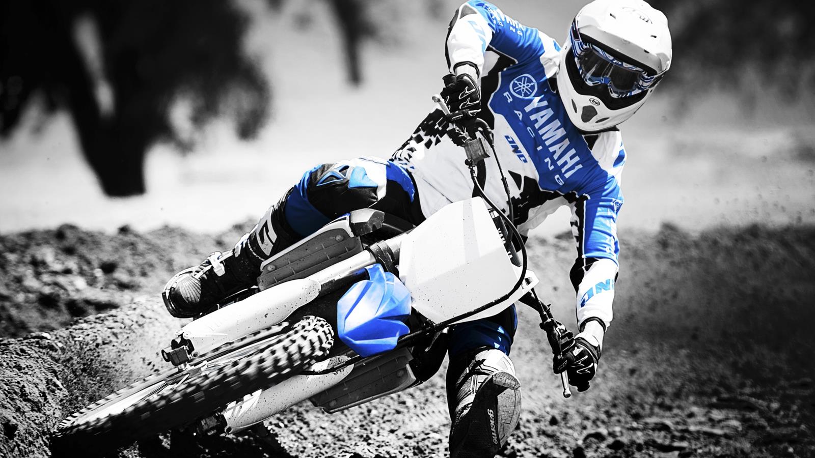 Lättare, snabbare, kvickare: den ultimata YZ Snabbare och mer responsiv är 2014 års resultatet av all vår kunskap, erfarenhet och intensiva passion för motocross Detta är det ultimata.