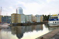 Byggtekniskt antal huskroppar 1 st Antal våningar 6 st Antal lägenheter 26 st Bruttoarea 3400 m2 Byggnadsarea 570 m2 Bruttovolym 9500 m3 Ombyggnad till flerbostadshus i Nyköping, etapp 1 Västra