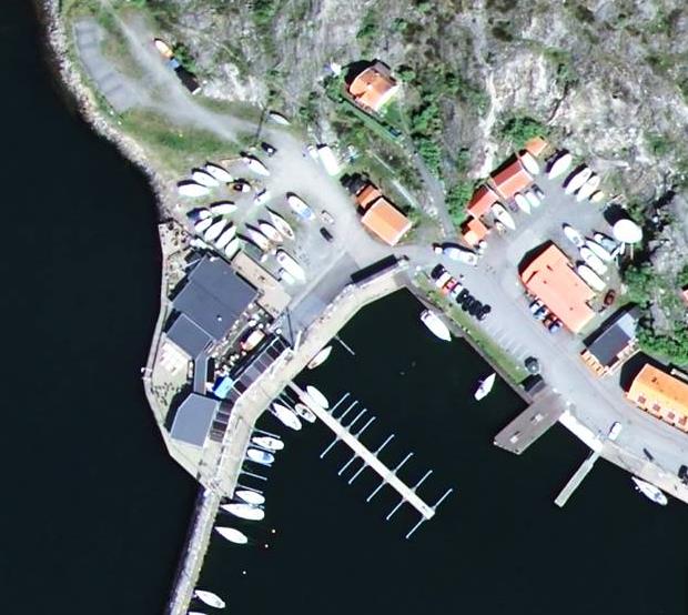 Miljöteknisk markundersökning 2.2 Hydrogeologiska förhållanden Det undersökta området är flackt med havet i väster och berg i dagen åt nordost inåt Björkö, figur 2.