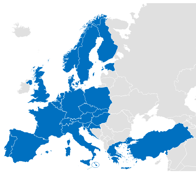 2013-10-27 Background Large Scale Pilot funded by European Comission and participating nations ( 40 million) Project start in 2008 with 12