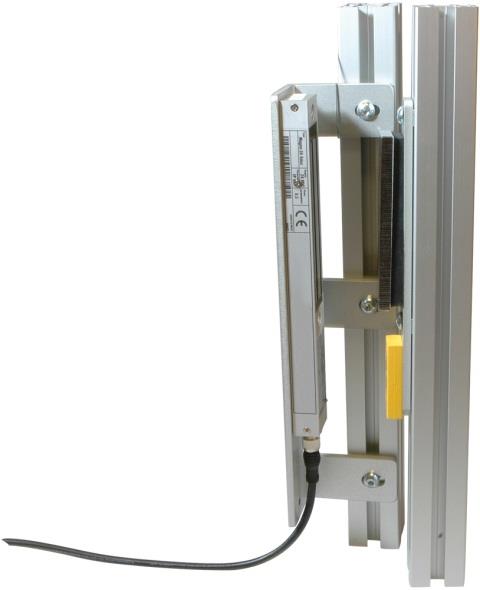 JSM D28 handtagsprofil i aluminium för alla Magne (slagdörr) Artikelnummer: 2TLA042023R0100 JSM D28 Magne 2A inkl.
