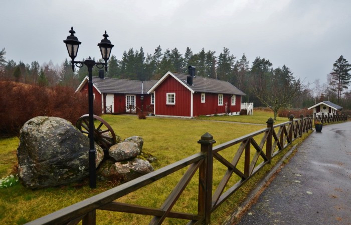 Län Västra Gatuadress Götaland Kommun Mark Storlek 4 rum