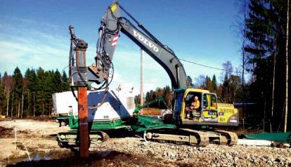 Peaty ground-made for mass stabilization förstärkningsåtgärdernas funktion togs ett kontrollprogram fram. Detta omfattade etablering och mätning av ett antal kontroll sektioner.
