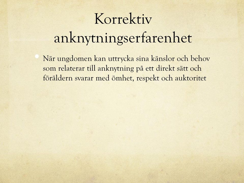 relaterar till anknytning på ett direkt sätt