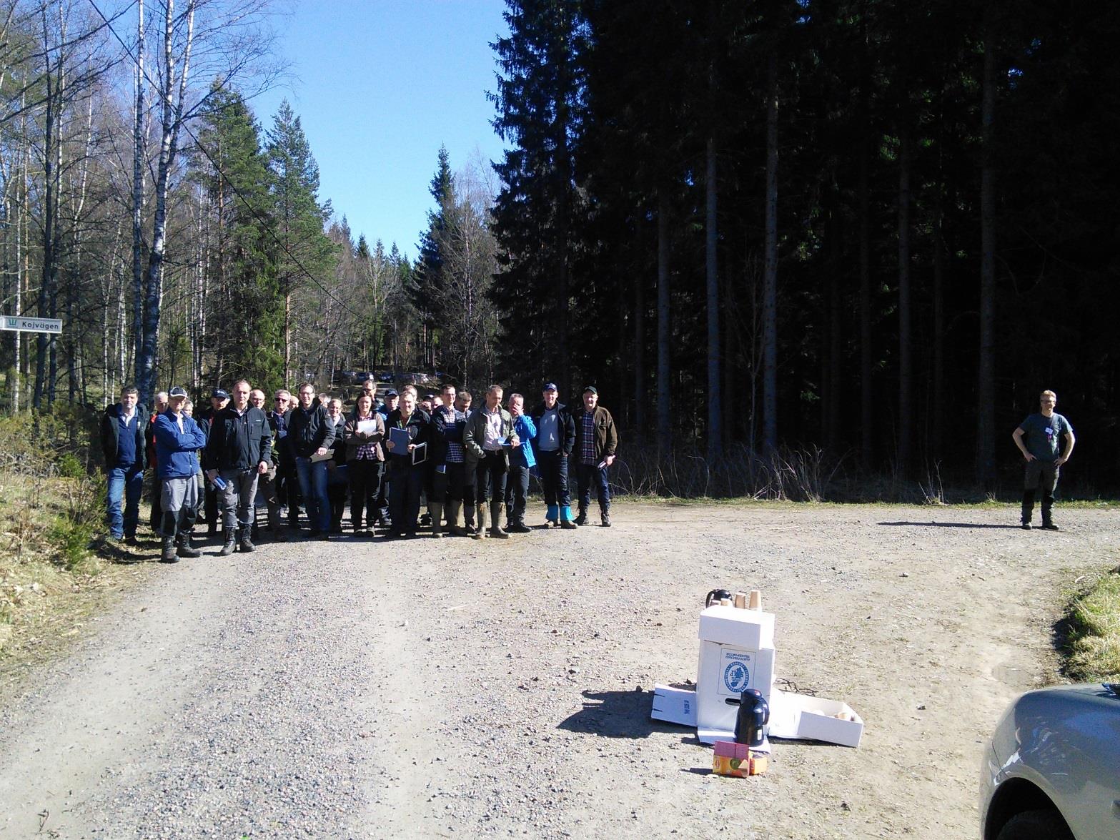 Användare av skogliga grunddata Positiva Användarnas syn på den praktiska