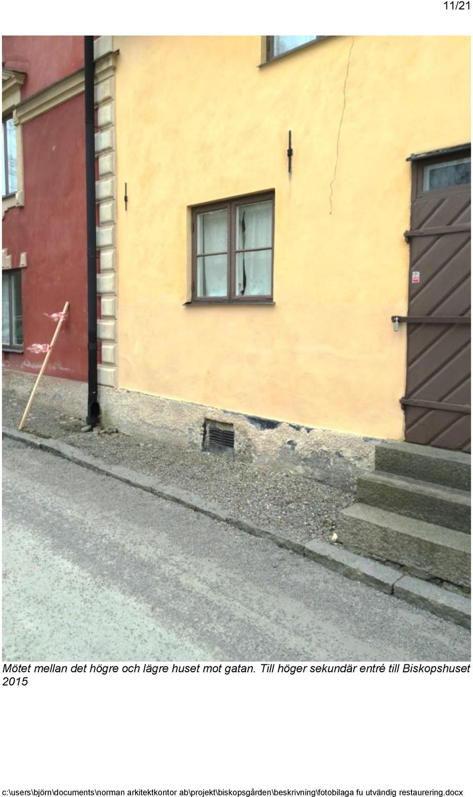 mot gatan.