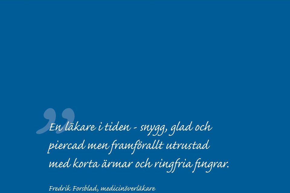 med korta ärmar och ringfria