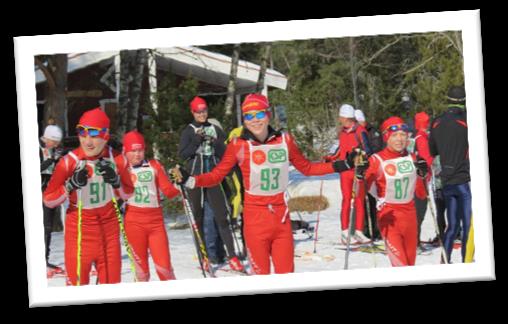 Vi har haft säsongspremiär på snö! 11 ungdomar och 8 vuxna från Bålsta skidklubb deltog i höstens höjdpunkt- träningsläger i Torsby skidtunnel 18-20 oktober.