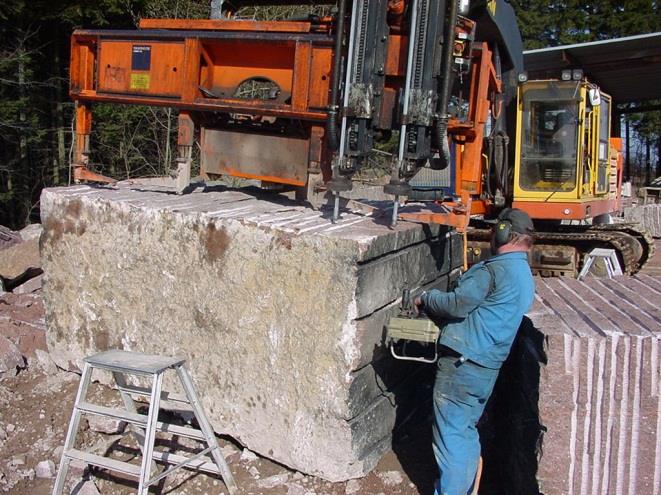 Natursten som bygg- och anläggningsmaterial ger stora MÖJLIGHETER men har