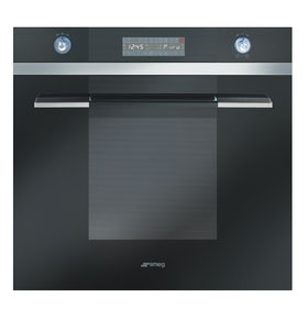 60 CM PYROLYTISK MULTIFUNKTIONSUGN, SVART ENERGIKLASS A EAN13: 8017709117429 12 funktioner 12 recept varav 3 programmerbara Ugnskapacitet: 54 liter Temperaturer mellan 50 280 C Dubbel digital display