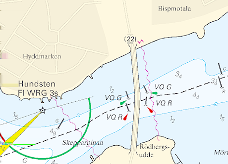 2013-12-05 12 Nr 473 Vänern och Trollhätte kanal * 7029 Sjökort: 135, 1353 Sverige. Vänern och Trollhätte kanal. Vänersborg. Dalbobron. Information om segelfri höjd och bredd.