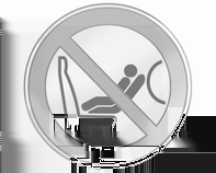 Stolar, säkerhetsfunktioner 43 CS: NIKDY nepoužívejte dětský zádržný systém instalovaný proti směru jízdy na sedadle, které je chráněno před sedadlem AKTIVNÍM AIR BAGEM.