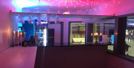 BoIS VIP-lounge Inför varje hemmamatch kan du boka plats för dig, kunder, kollegor och vänner i vår VIP-lounge. Ett utmärkt tillfälle att skapa nya kontakter bland andra företag.
