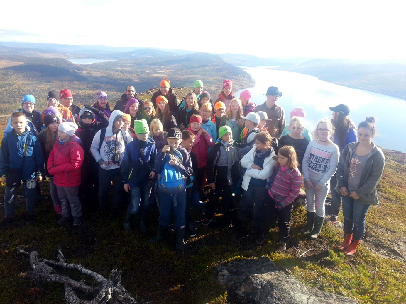 kansliet Erasmus+ Let s get school outdoor Under veckan 24 30 september gästades Frostviksskolan av elever och lärare från Spanien, Polen, Tjeckien och Finland.