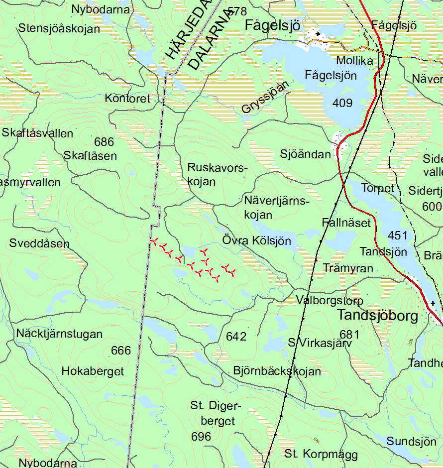 Vid Flärksjöarna i norr finns några sommarstugor och vid Uttertjärnen finns en stuga, ca 1,4 kilometer från närmsta verk. Byn Fågelsjö ligger cirka 10 kilometer norr om den planerade vindkraftsparken.