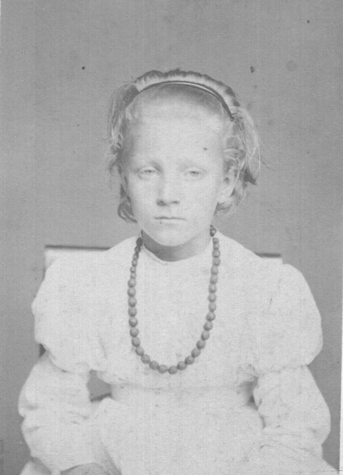 Mor Anna född Söderbom 1866 1919 JJB:s första fru Mor till 14