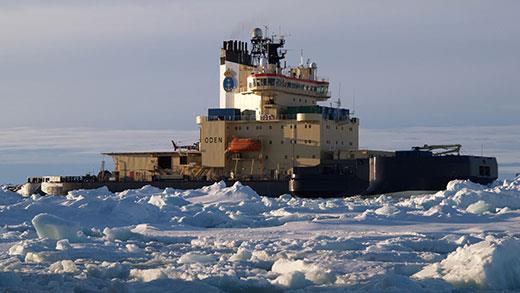 M/V Electra, Östersjöcentrums nya fartyg, byggt med hjälp av en donation från Familjen