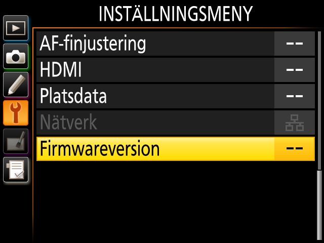 3 Om din dator visar minneskortet som en flyttbar disk, högerklicka på den flyttbara disken och välj Mata ut från den meny som visas. Plocka ur minneskortet från kortläsaren eller kortplatsen.