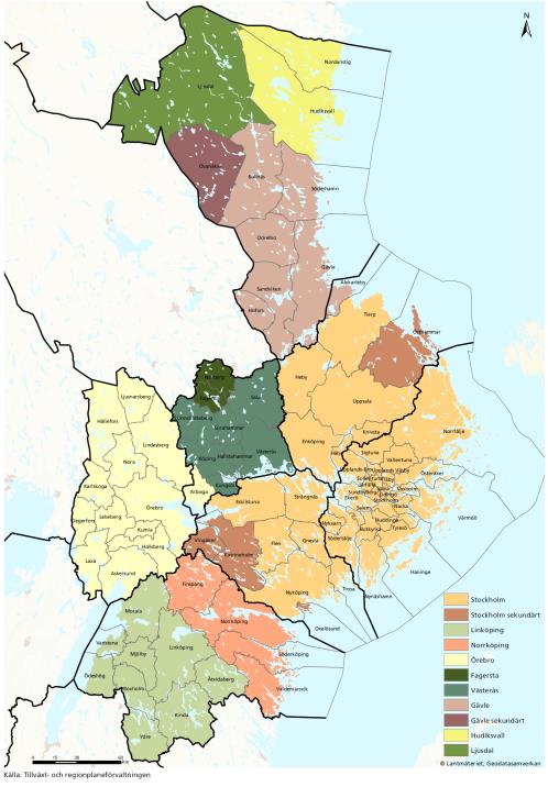 Hur kommer det sig att Norrköping och Linköping är två LA-regioner även 2050? Figur 7 visar beräknade modellresultat enligt gängse kriterier för Lokala Arbetsmarknadsregioner (LAregioner)*.