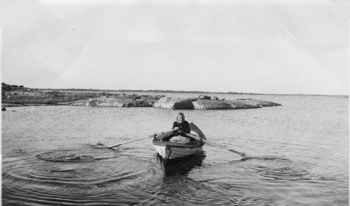Flakaskär (Flaggskär) okänt årtal En dag när Tilda rott över till