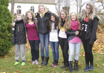 Konfirmander 2012-2013 Årets konfirmandgrupp består av 7 ungdomar från Tun-delen av Örslösa församling.