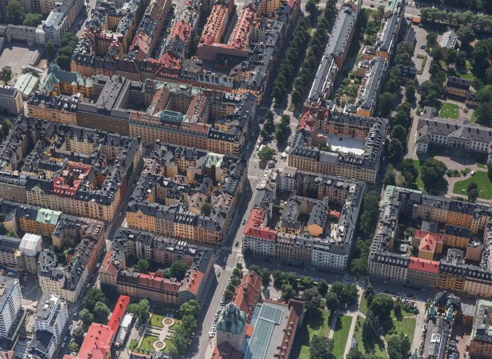 Befintlig bebyggelse Byggnaden ingår i ett sammanhang av ämbetsbyggnader som etablerades på östra Kungsholmen i slutet av 1800-talet och början av 1900-talet.