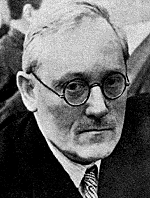 I.o.m mordet på Kirov 1934 inleddes en ny typ av statlig terror. Hela den första generationen bolsjeviker, som främst identifierade sig själva som Leninister, sopades bort.