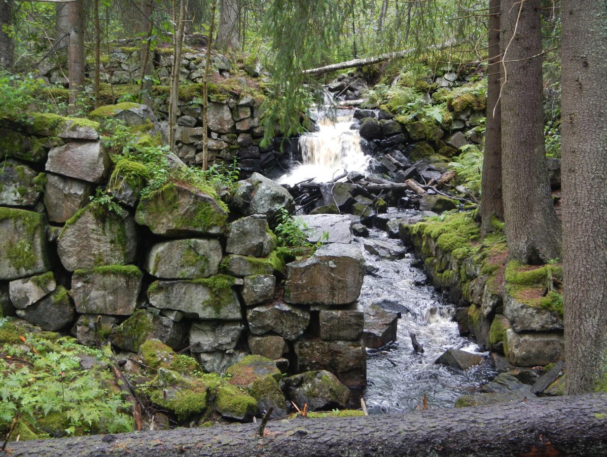 se Till: Enligt sändlista Landsbygdsenhetens elfisken i Västmanlands län 2012 Foto S-E Åkerman: Elfiskelokalen