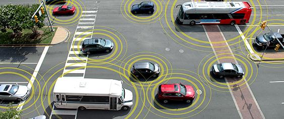 Uppkopplade och samverkande transporter Kommunikation mellan fordon och mellan fordon och omgivningen (V2V, V2X) Uppkopplade stödfunktioner
