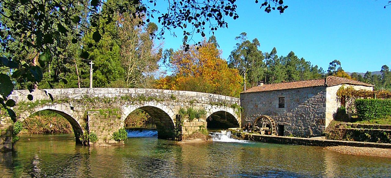 Den portugisiska vägen/camino Portugués, Porto Santiago de Compostela, 14 nätter 1(7) Vandra i Portugal och Spanien Estoraos Ponte de Lima Den portugisiska vägen, 14 nätter Porto Santiago de