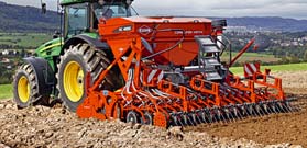 Tekniska specifikationer Tallriksslåttermaskiner GMD 2811 GMD 3111 GMD 3511 GMD 3511 RS GMD 4011 GMD 4411 GMD 3125 F GMD 3525 F GMD 5251 TC Arbetsbredd (m) 2.67 3.10 3.51 3.95 4.35 3.10 3.50 5.
