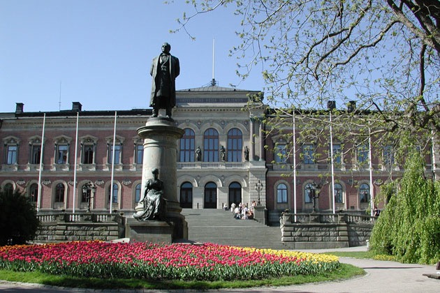 Vikten av ett stabilt fundament Allt vi gör har en stabil grund i matematik. En matematisk modell är en kompakt och tolkningsbar beskrivning av de data som finns uppmätta.