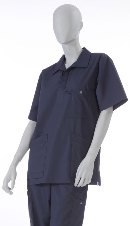 Blue Label MÅTTABELL E PRIS 249 KR 29 Hängband och motveck bak Navy-28 Lipstick Red-69 32604SM48 Unisex / Skjorta Rymlig skjorta som passar både Dam och Herr. Vanliga knappar och helt öppningsbar.