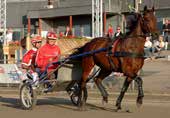 .. René Jensen Johan mot 000 segrar! Kuskchampion på hemmaplan 0 och 0 och rivstart på säsongen 0 med en trippel i måndags!