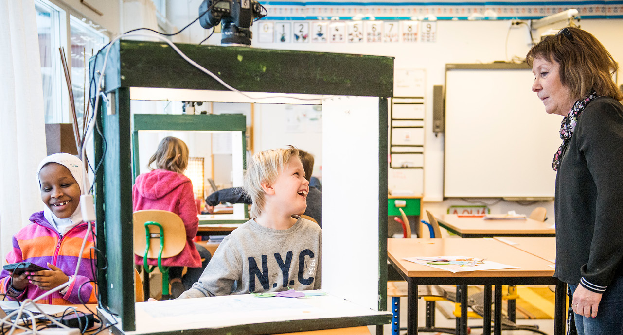 www.filmvasternorrland.se Workshop Foto: Lia Jacobi Utmana fantasin! Animationsverkstad Animation är en perfekt teknik för att utveckla elevernas kreativitet och fantasi.