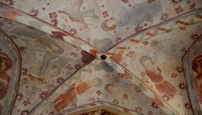 1.3.2 Everlövverkstaden ca 1500 2010 Farstorps kyrka Konservering av målningar i absid, kor, triumf och tornbåge. Farstorps kyrka, korvalvet.