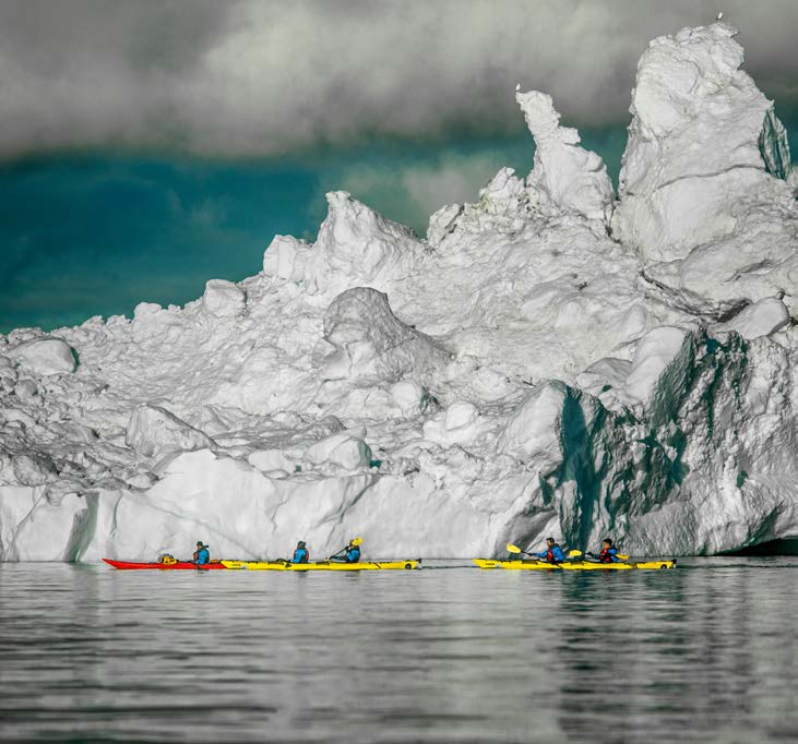 Välkommen till Grönland KING S ROAD Narsarsuaq, Igaliku och Narsaq. Från Narsarsuaq reser vi med båt till Itilleq genom fjorden Tunulliarfik.