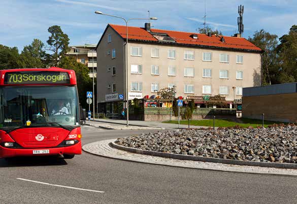 Mobility management ett modernt sätt att planera Med mobility management vill Huddinge kommun underlätta hållbara transporter och minska bilanvändningen genom att förändra resenärers attityder och