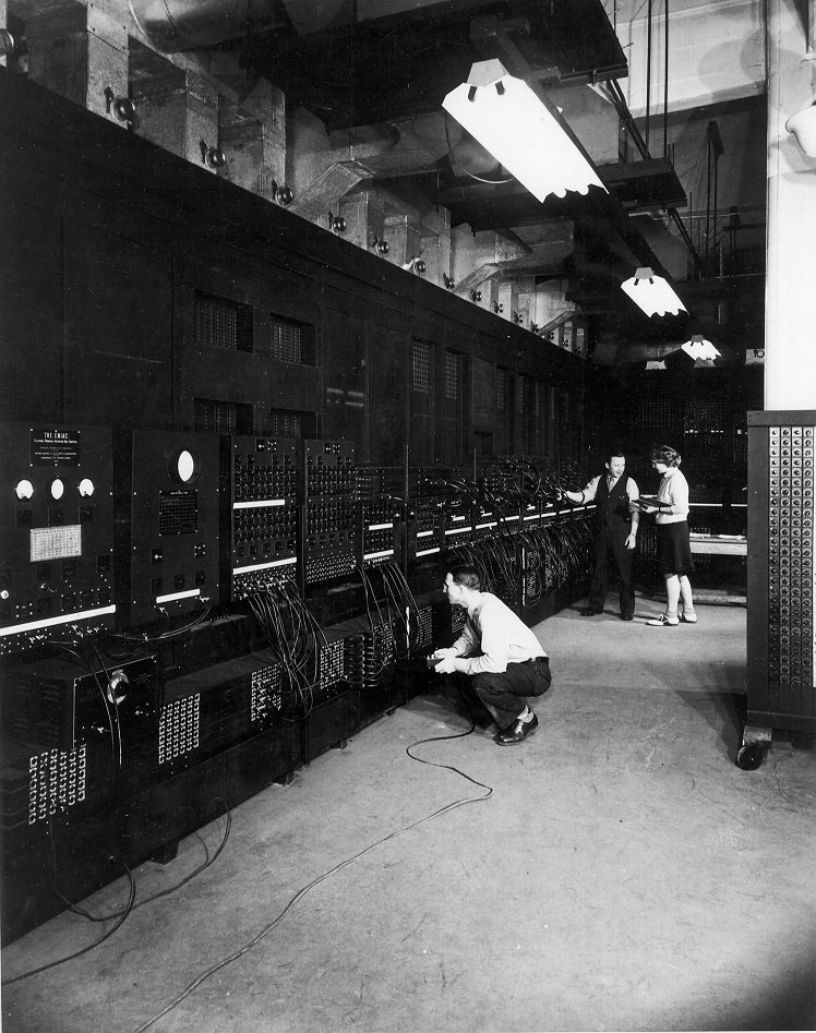 1 st Generation of Computers Built with Vacuum tube [vakuumrör].
