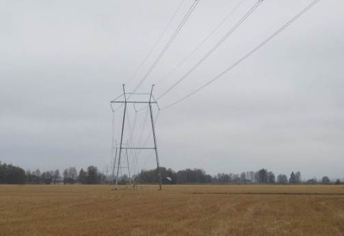 Prokon Wind Energy Finland Oy Storbötet vindkraftpark 17 4.9 Anläggning av vindkraftparken Figur 13. Exempel på en 110 kv luftledning med stagade portalstolpar.