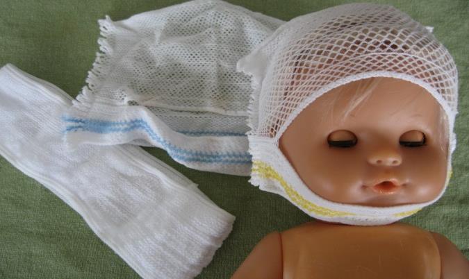 Ligasano på rulle Rulle 5cm x 3 m, för att förhindra fuktskada där hud ligger mot hud. Ska inte användas som tamponad i sår.