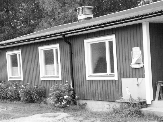 REDAKTIONSRUTAN: ANSVARIG UTGIVARE Johan Källman 0223-17754 REDAKTION Johan Källman Elisabet Elmertoft Martina Karlsson Erika Nilsson Malin Björkqvist GRAFISK FORM Erika Nilsson UPPLAGA 180 exemplar