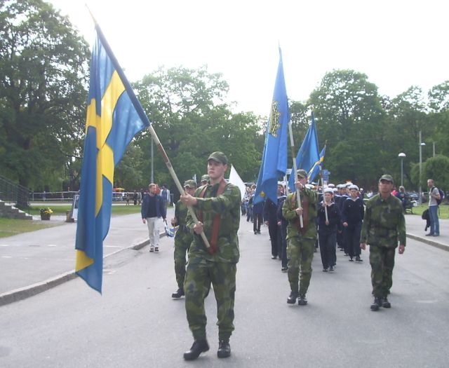 Nationaldagsfirande i Norrtälje och Stockholm Måndagen den 6 juni 2016 Lv 3 Kamratförening och OffenCiven arrangerar nationaldagsfirande med buffé i Norrtälje måndagen den 6 juni 2016 med start kl